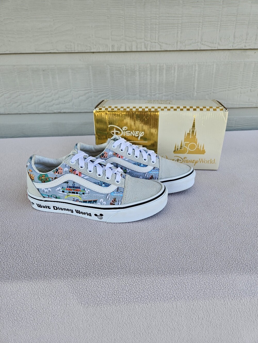 Vans Old Skool Disney Park 50th Map Low Top Sneaker Women SZ 5.5 Men SZ 4